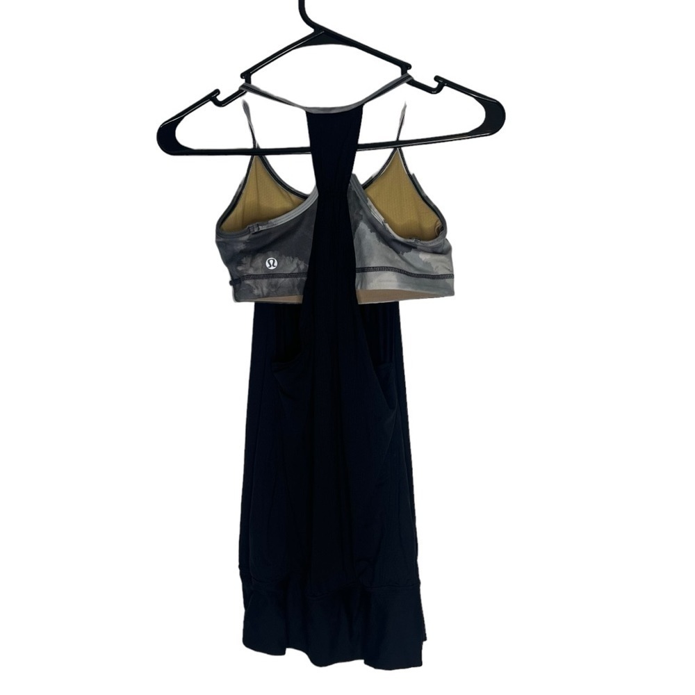 Lululemon No Limits Tank Top Bra Size 4